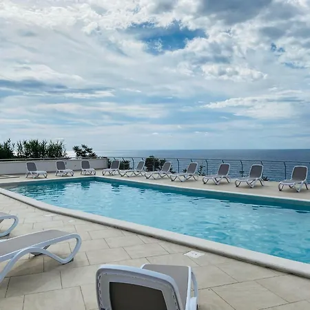 Michelino Aparthotel *